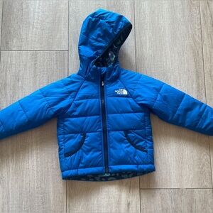 Reversible water-resistant North Face jacket size 2.